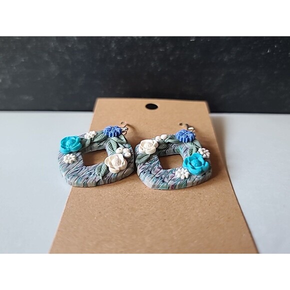 Polymer Clay Floral Dangling Pierced Earrings New - Picture 5 of 10